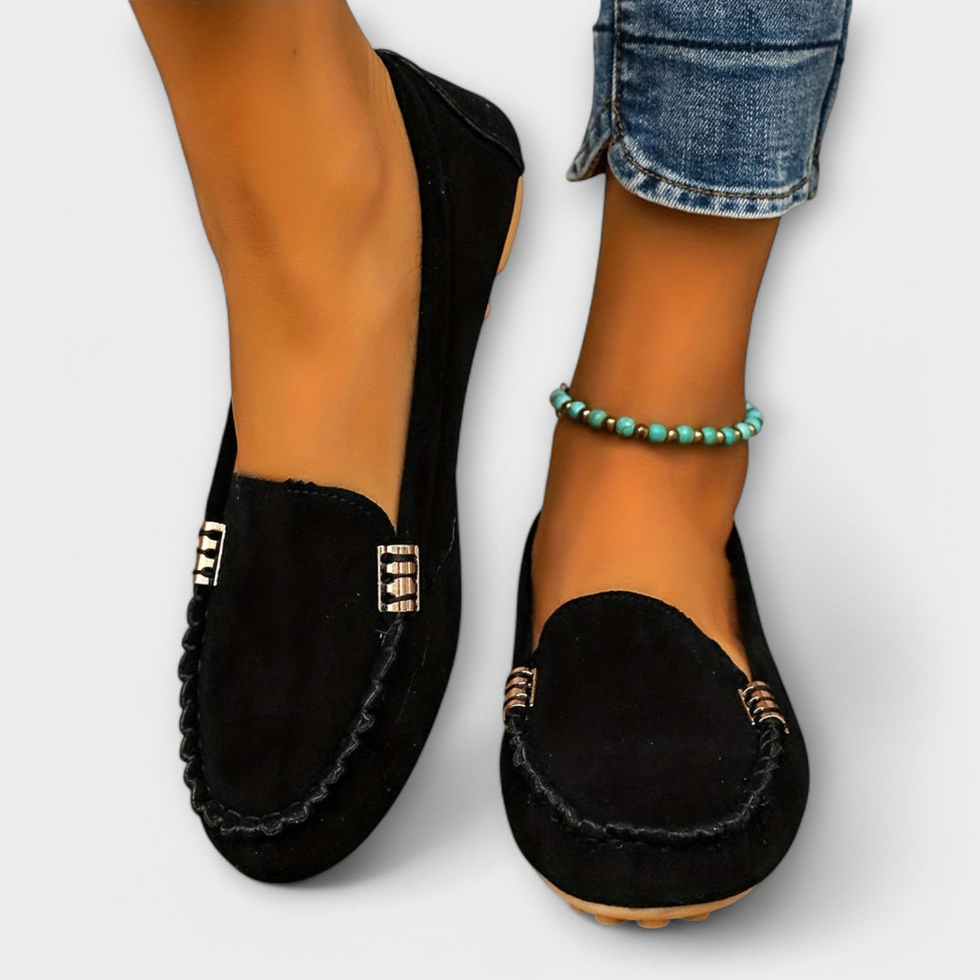 Olivia - Moccasin slip on