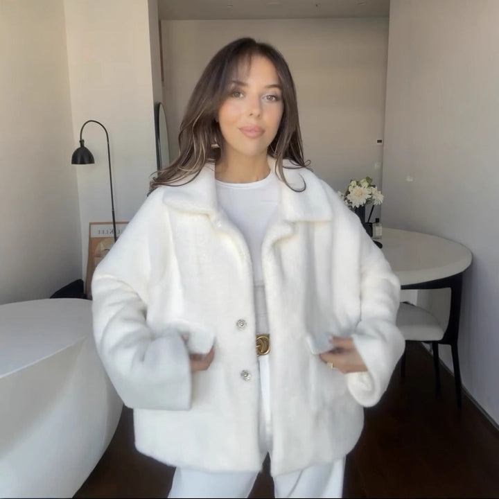 Karina Jacket: Elegance and Comfort