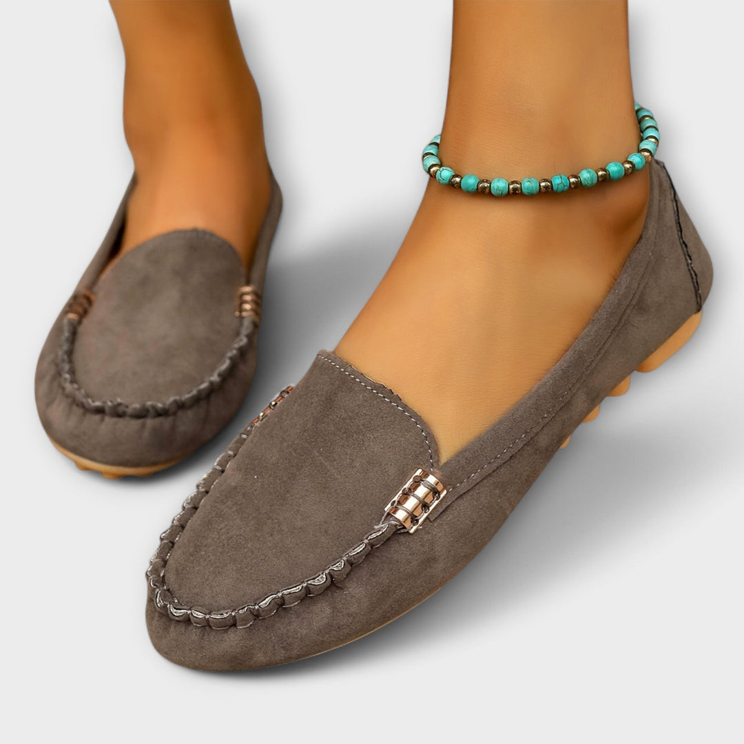 Olivia - Moccasin slip on