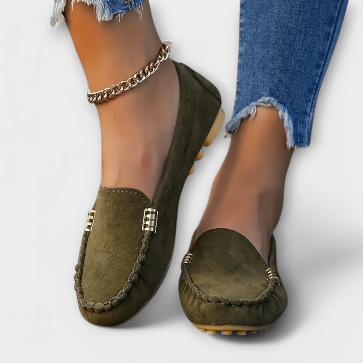 Olivia - Moccasin slip on