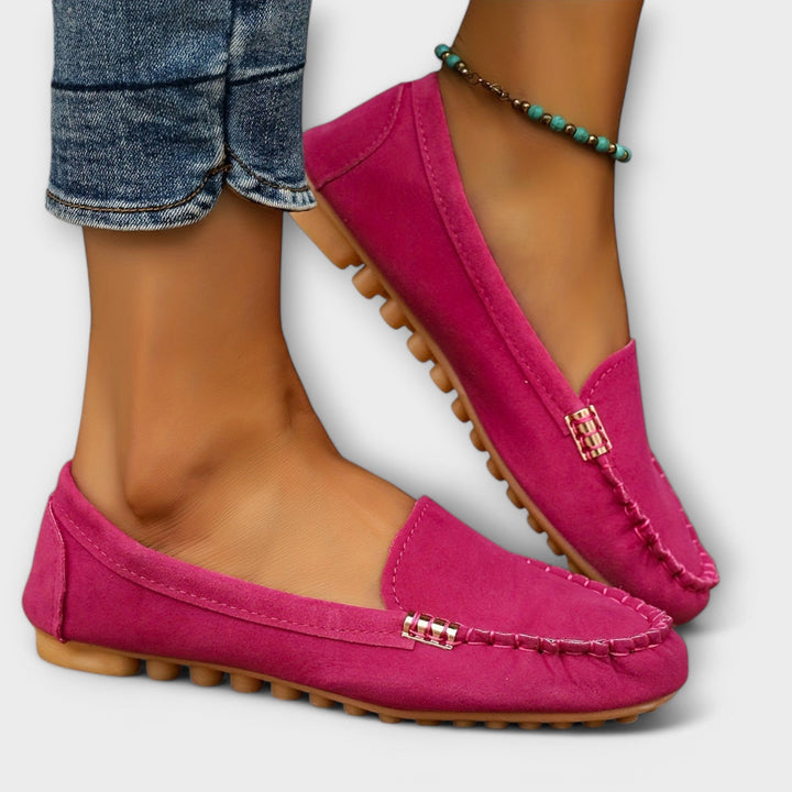 Olivia - Moccasin slip on
