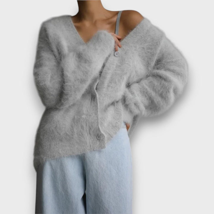 Haloa – Soft Cardigan with Classic Cut