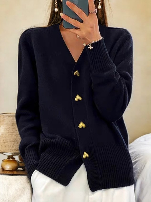 Daisy – Heart Button Cardigan